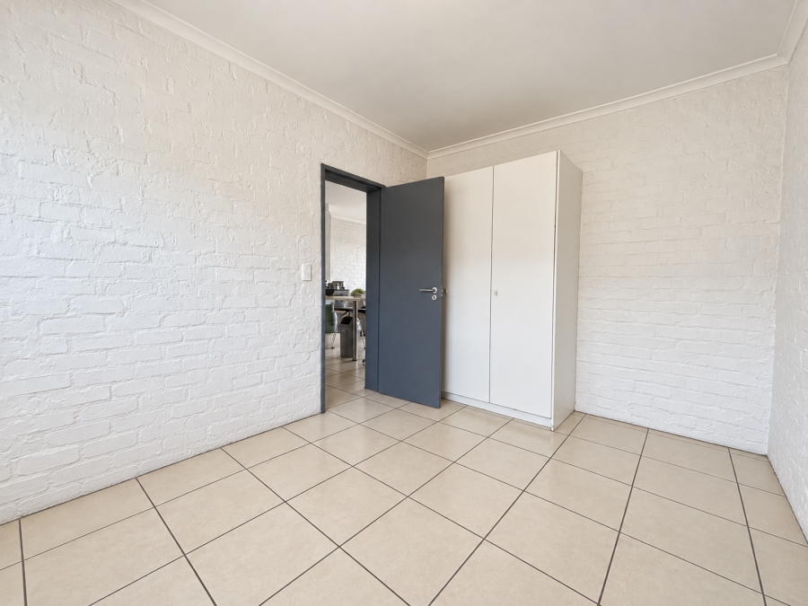 2 Bedroom Property for Sale in Brooklyn Western Cape